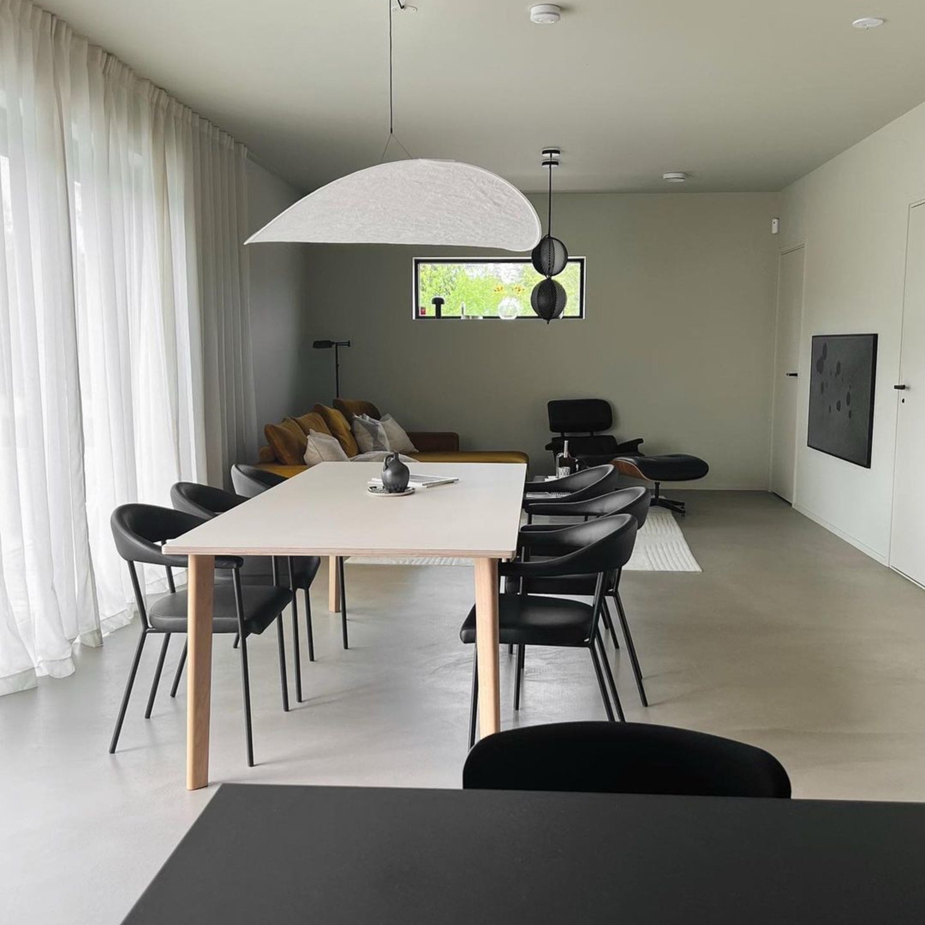 Modern Round Pendant Light With Stepless Dimming — Halden Lighting