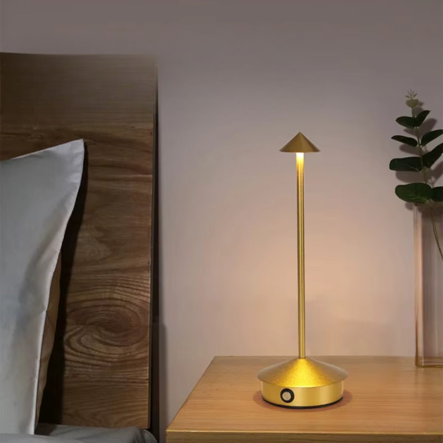 Minimalist Aluminium Cordless Table Lamp With Rechargeable Battery — Halden Lighting