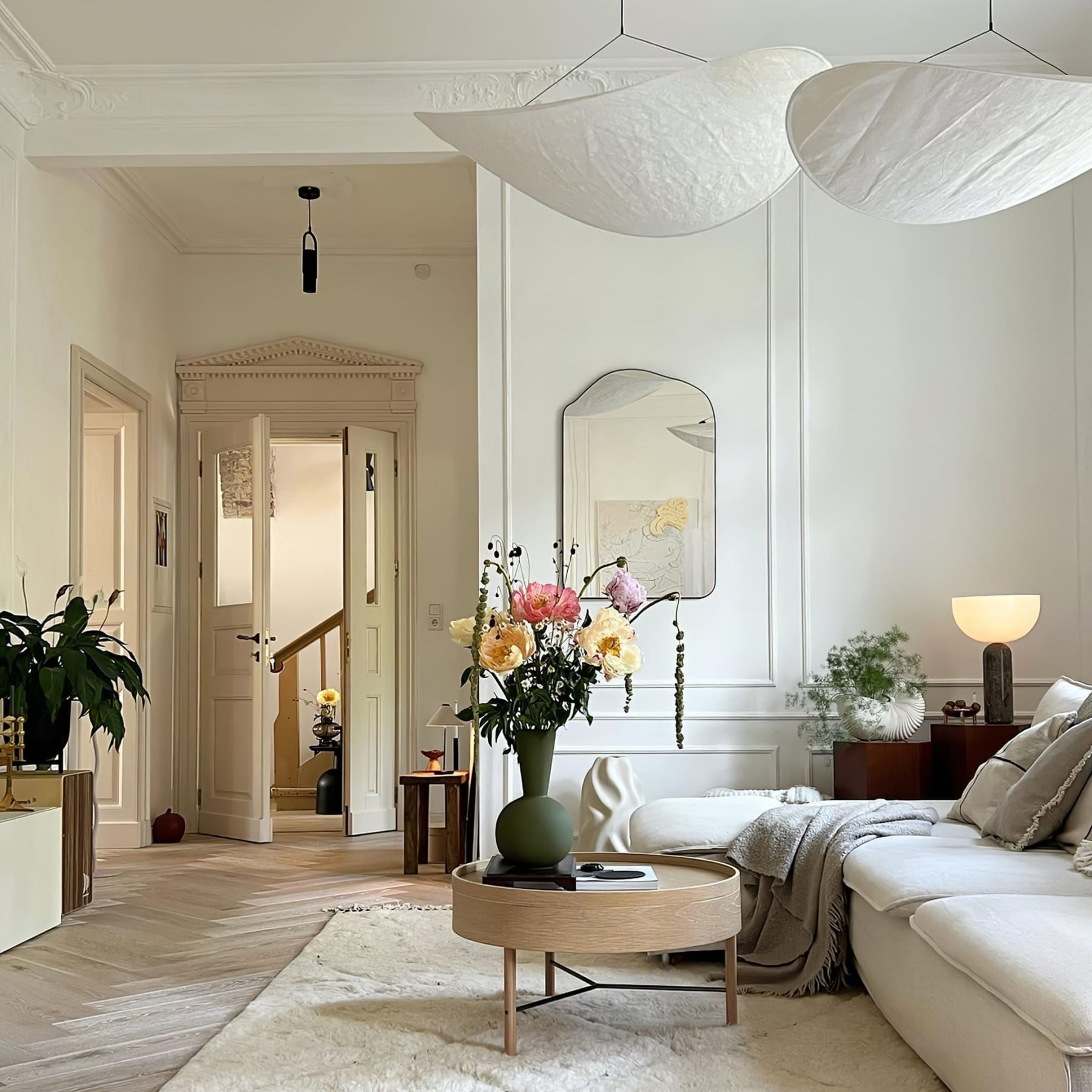 Modern Round Pendant Light With Stepless Dimming — Halden Lighting