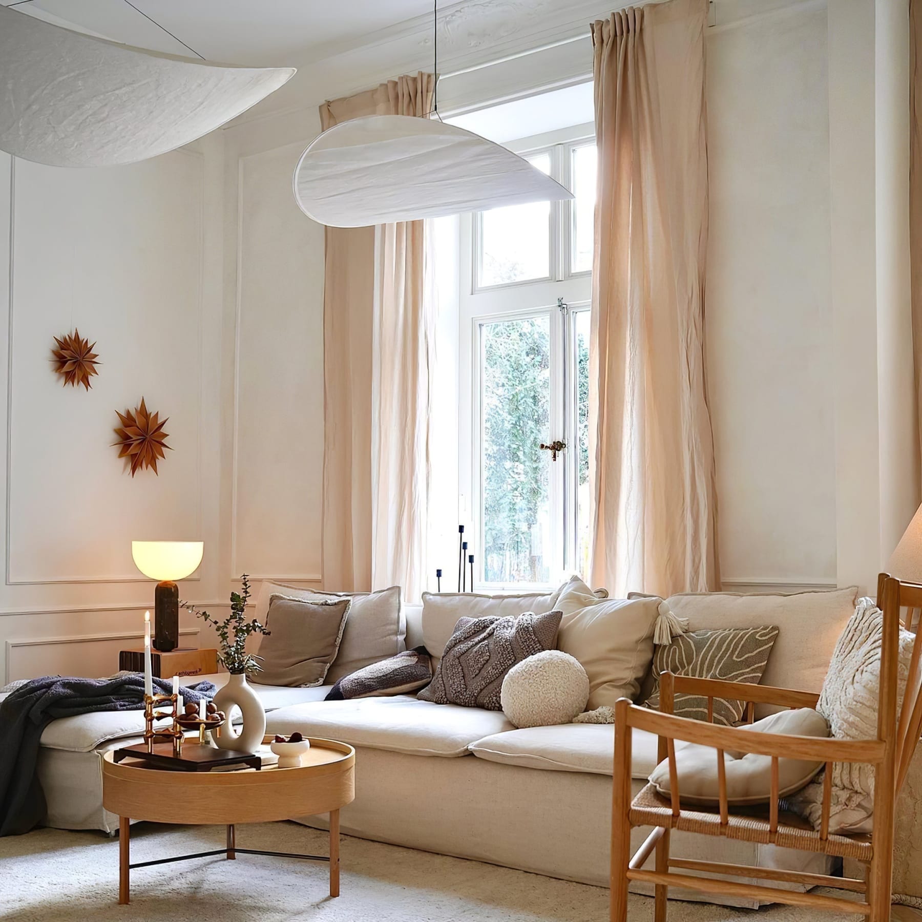 Modern Round Pendant Light With Stepless Dimming — Halden Lighting
