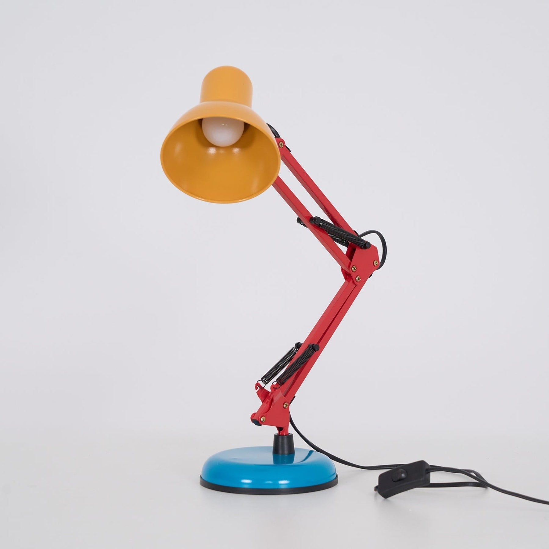 Modern Metal Table Lamp With Bulb Included for Home Office — Halden Lighting