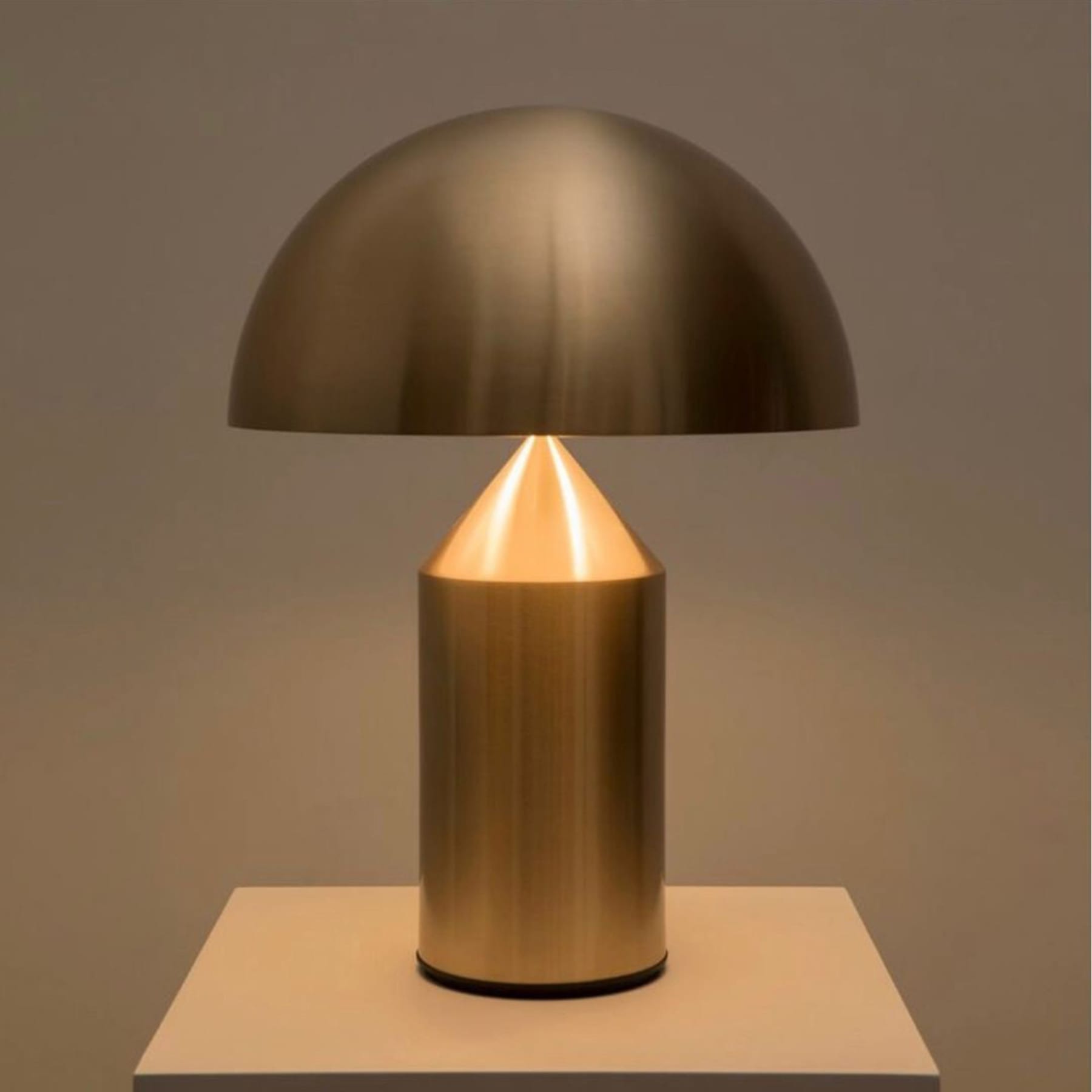 Modern Metal Table Lamp for Living Room and Bedroom — Halden Lighting