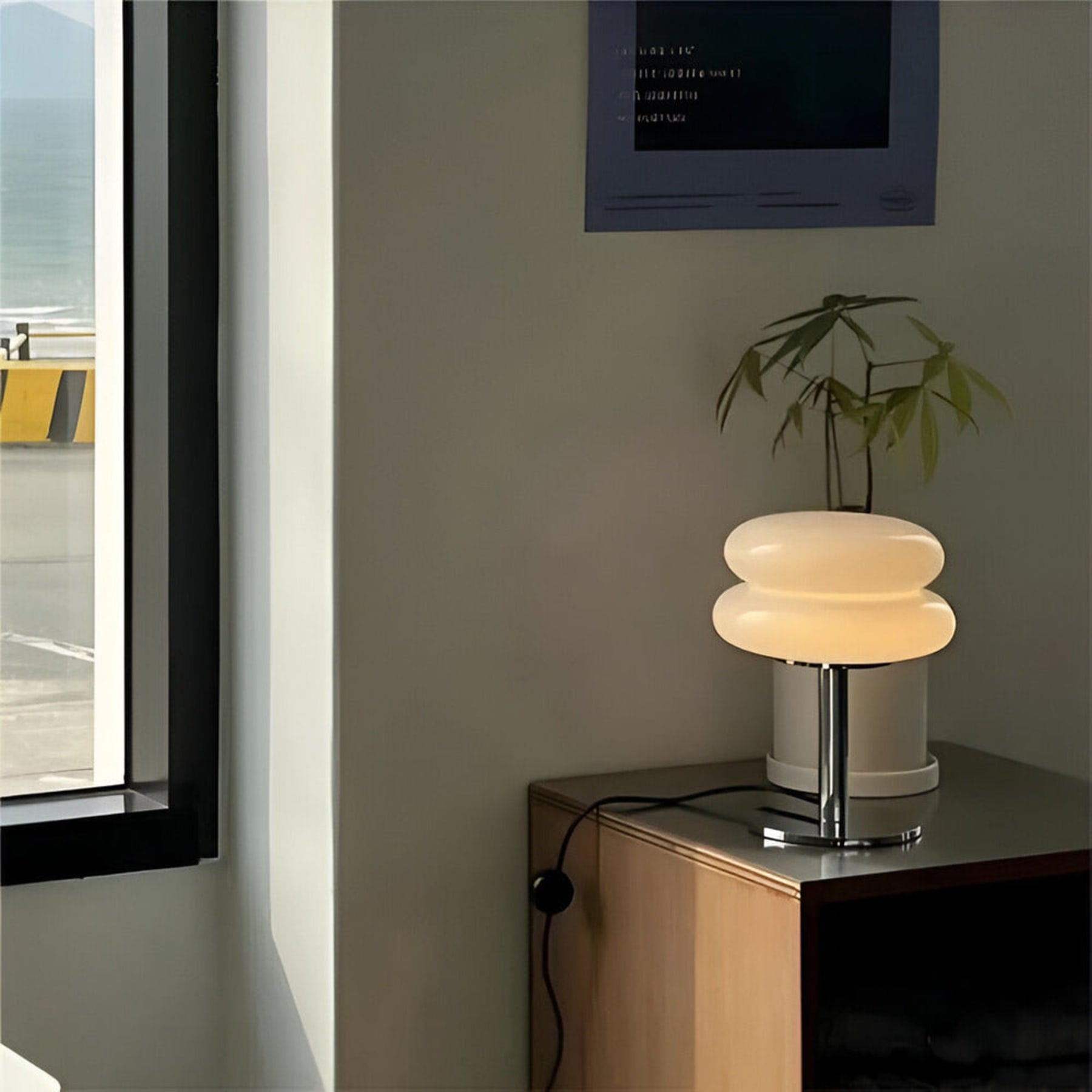 Retro Glass Table Lamp With USB Plug-In Power for Living Room — Halden Lighting