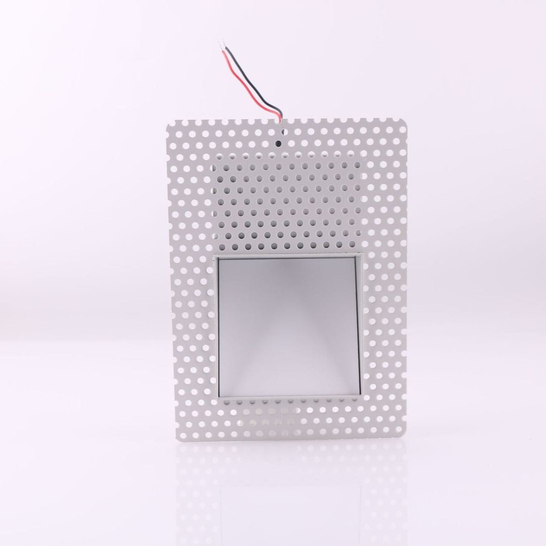 Modern Die-Cast Aluminium Wall Light for Living Room and Hallway — Halden Lighting