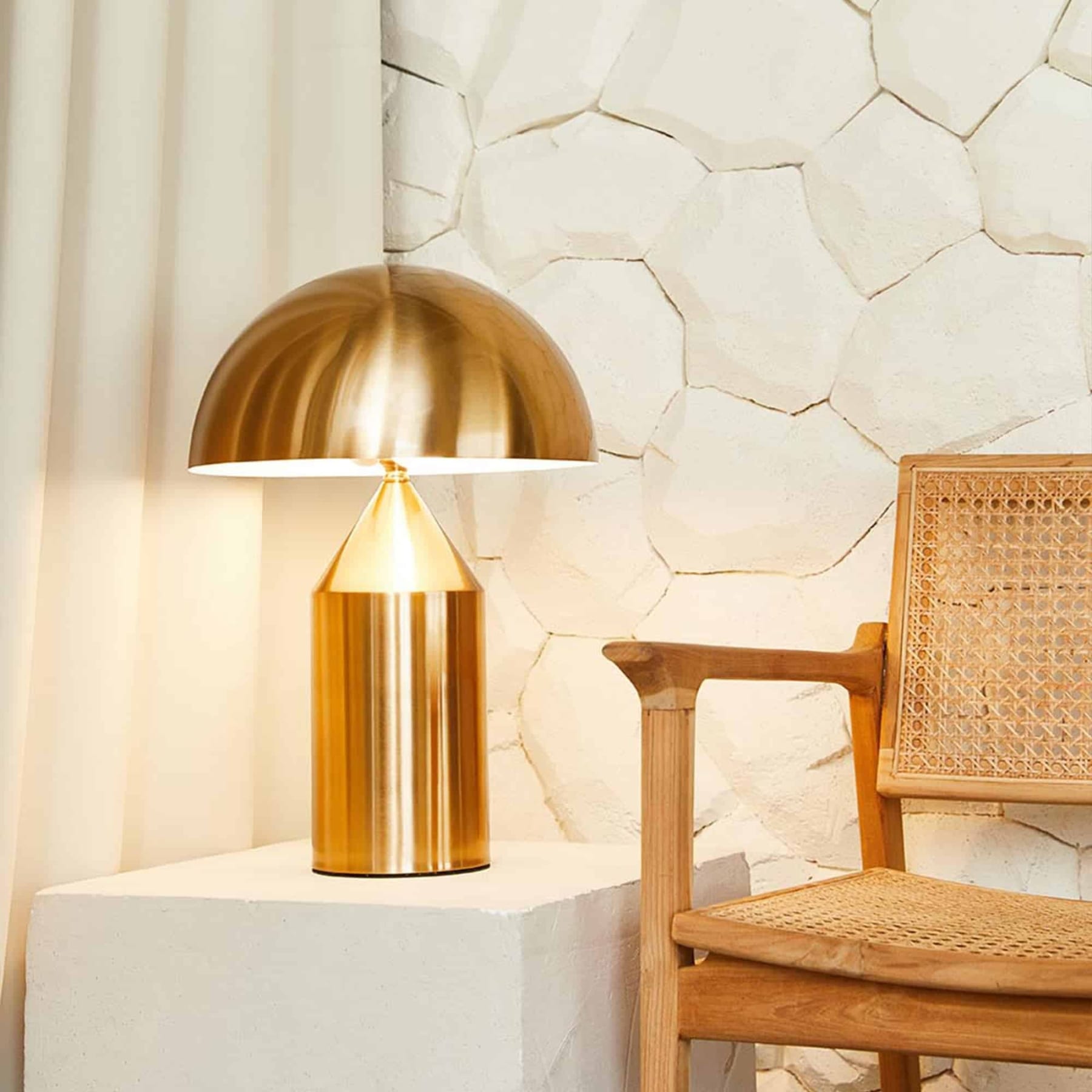 Modern Metal Table Lamp for Living Room and Bedroom — Halden Lighting