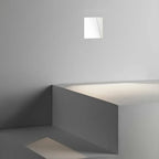 Modern Die-Cast Aluminium Wall Light for Living Room and Hallway — Halden Lighting